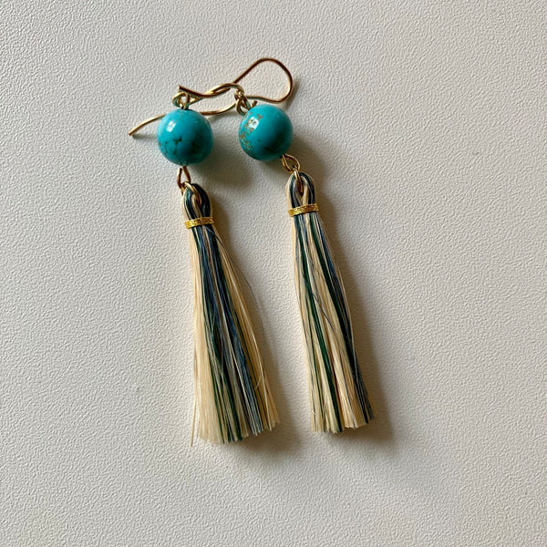 芭蕉糸と天然石のピアス