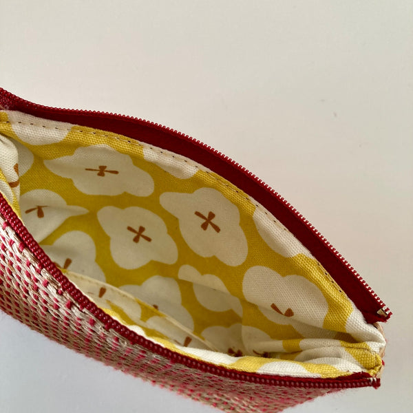 ウバ・サガラー ポーチB